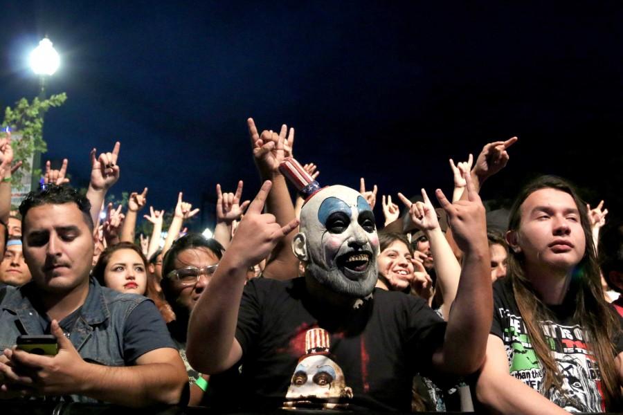 Fans cheer for Rob Zombie as he takes the stage at Streetfest 2015.