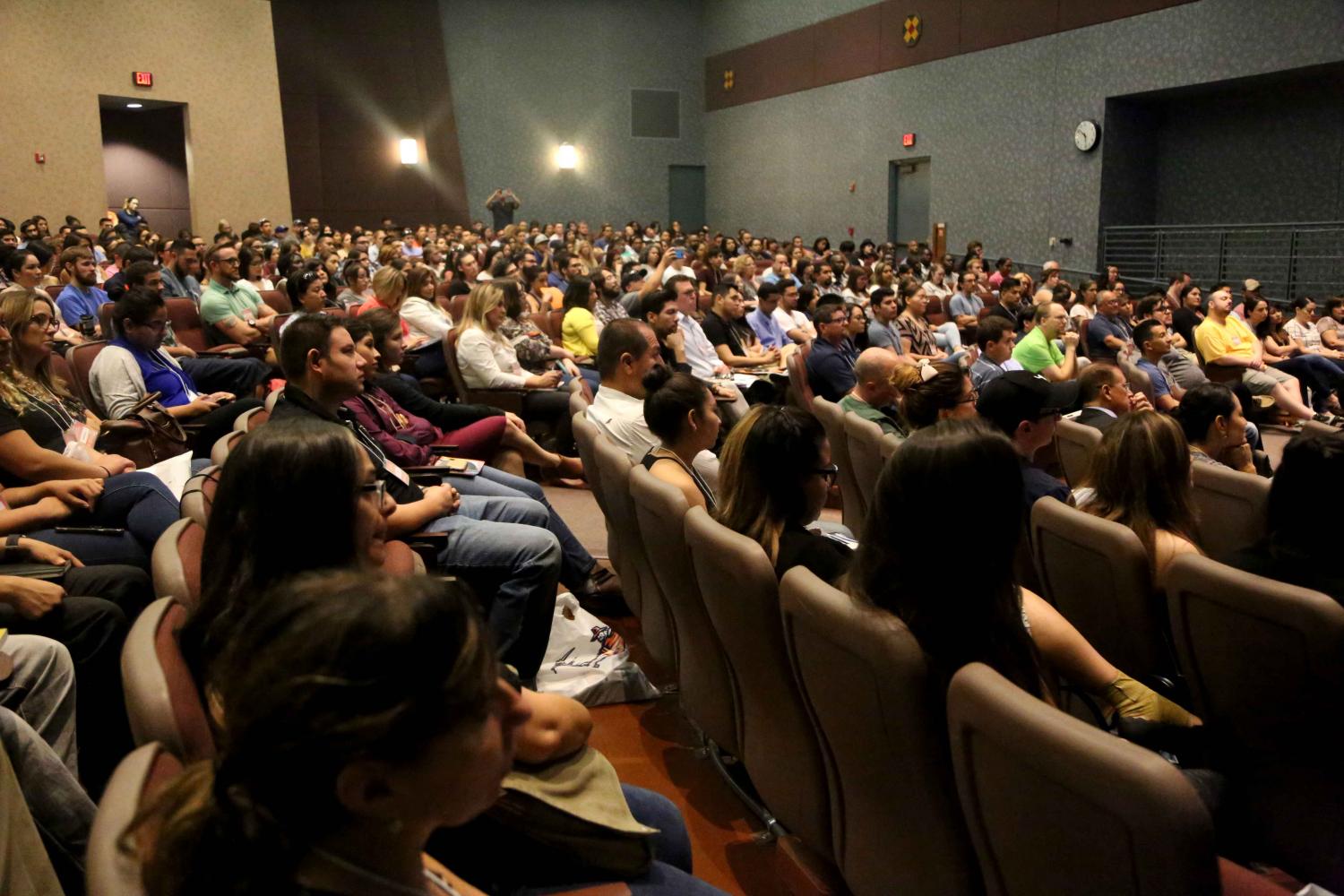 Former astronaut Danny Olivas speaks at graduate student orientation ...