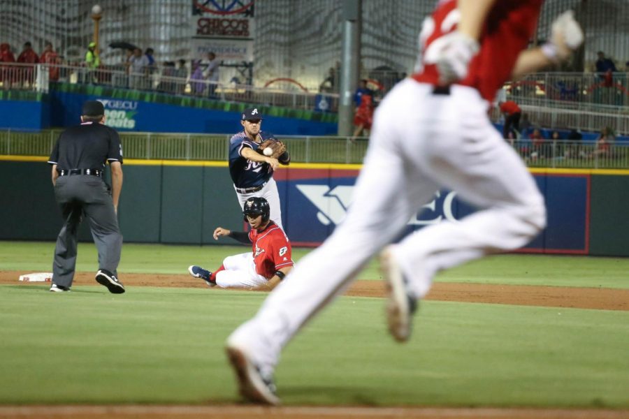 The Reno Aces run a double play and get both Chihuahuas runners out. 