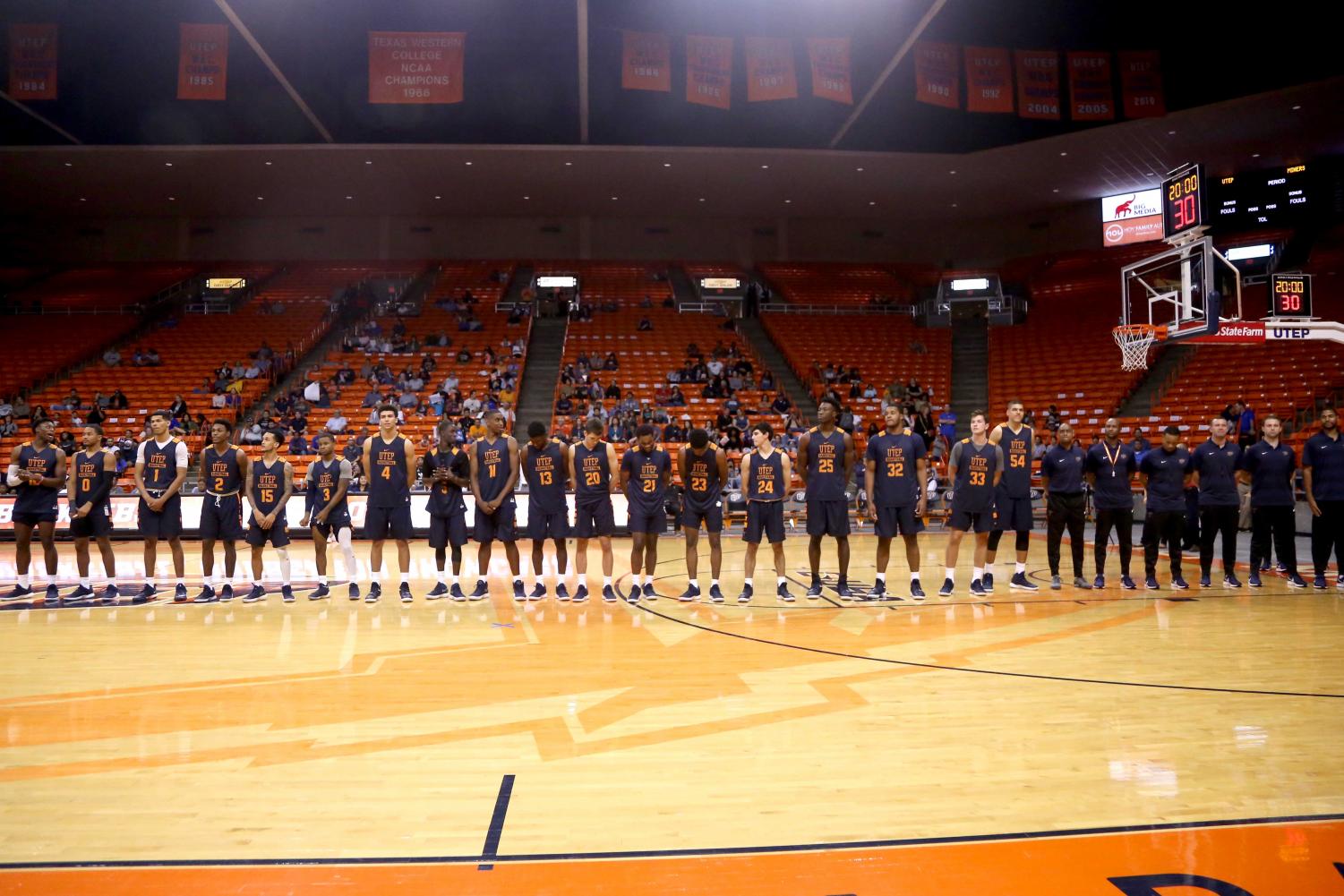 Photos: men’s and women’s basketball showcases talent in front of fans ...