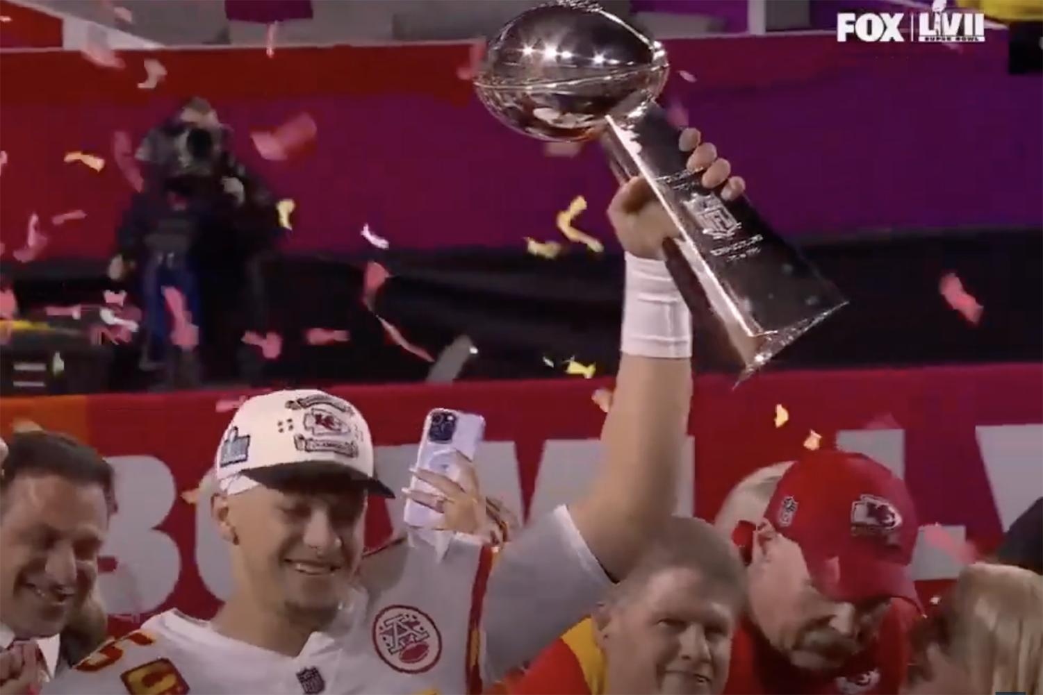 Mahomes breaks MVP Super Bowl curse, Chiefs beat Eagles 38-35