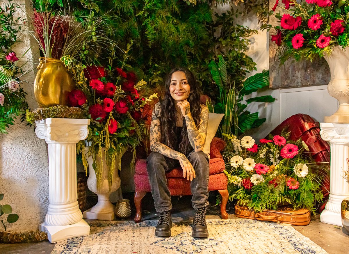 Floral artist Natalie Beagle opened the “No Me Olvides” exhibition Nov. 15 and 16. The display transformed a gallery into a whimsical indoor garden.