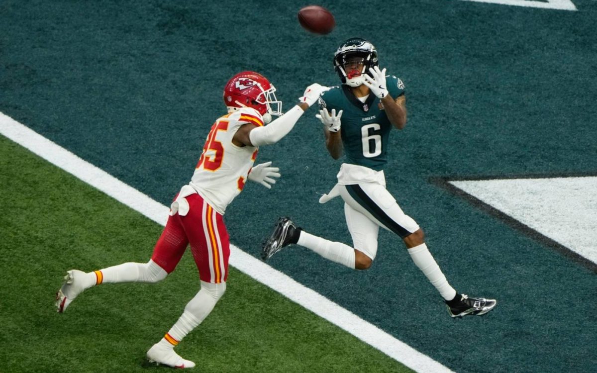 The Philadelphia Eagles left the Kansas City Chiefs stunned with a 40-22 final score. Philadelphia’s wide receiver DeVonta Smith made a 46-yard touchdown catch in the 3rd quarter. Photo courtesy of Free Malaysia Today (FMT).