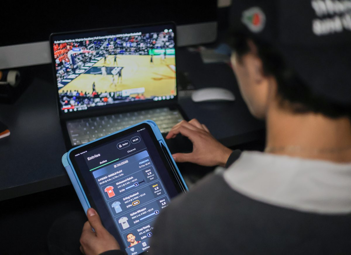 Many betting apps offer a cash-out option, allowing bettors to take a reduced payout before the final leg, parlay or bet is decided, helping lock in a win or limit losses.