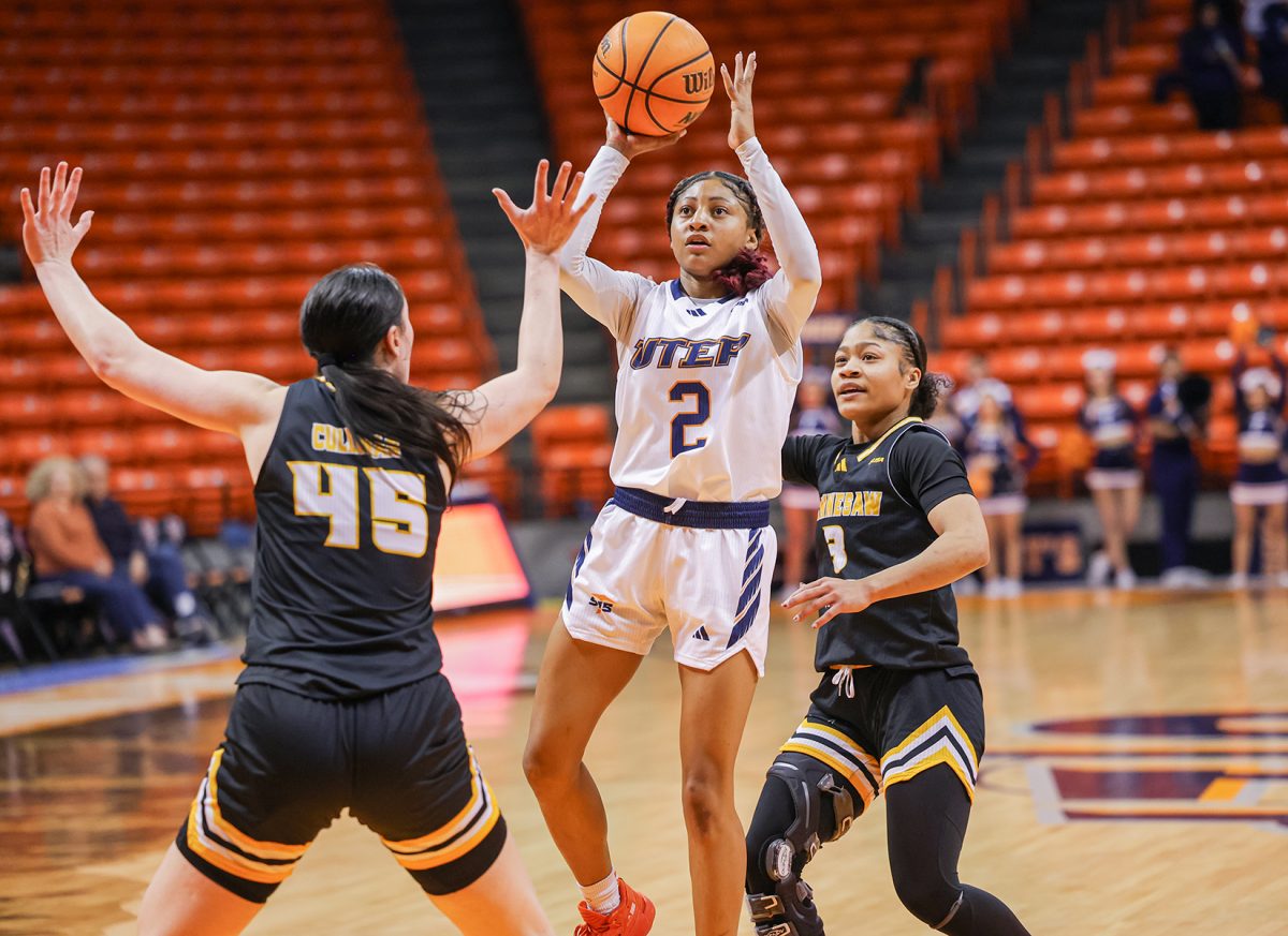 Junior guard Heaven Samayoa-Mathis scored 8 points vs. Kennesaw State.